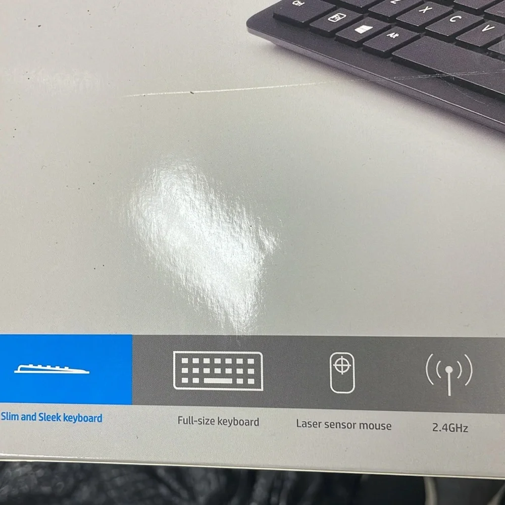 Wireless computer keyboard
